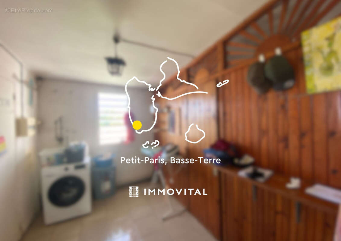 Maison à BASSE-TERRE