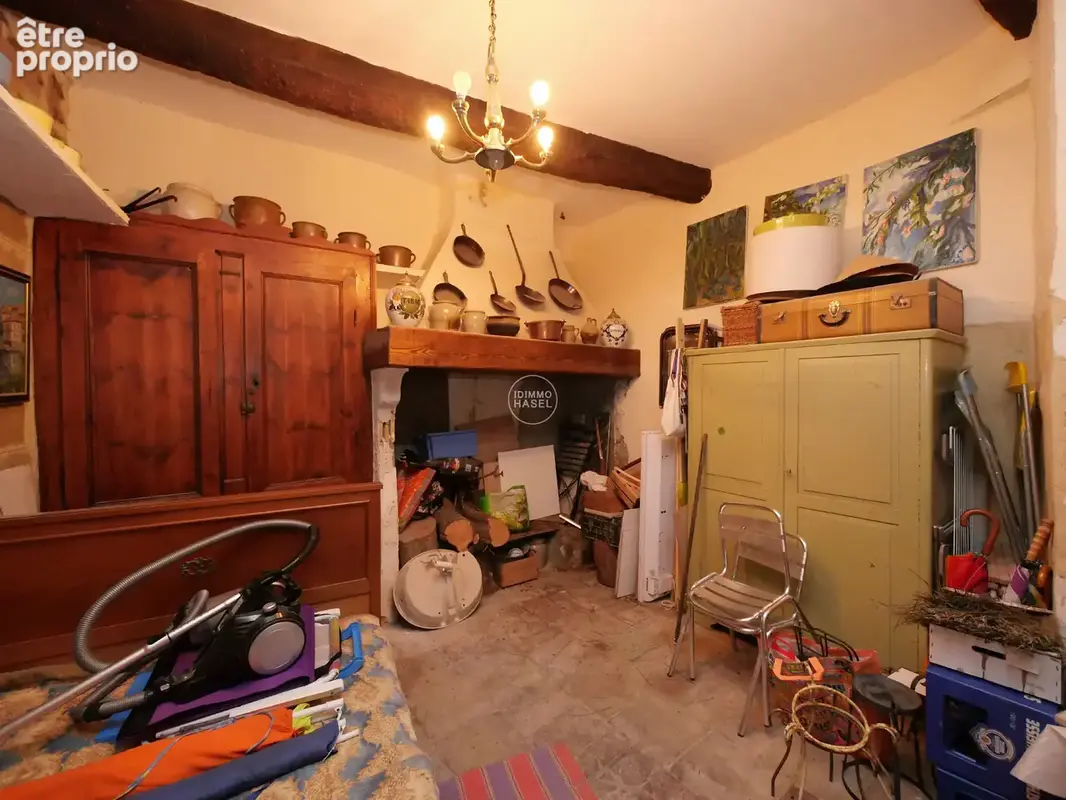 Pomérols, maison de caractère début 18ième avec pierre de taille, grandes cheminées et belle hauteur sous plaf - photo 8
