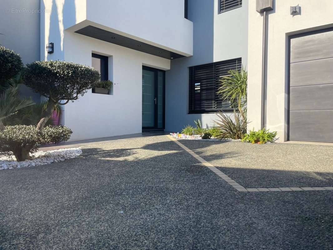 Maison à LA ROCHELLE