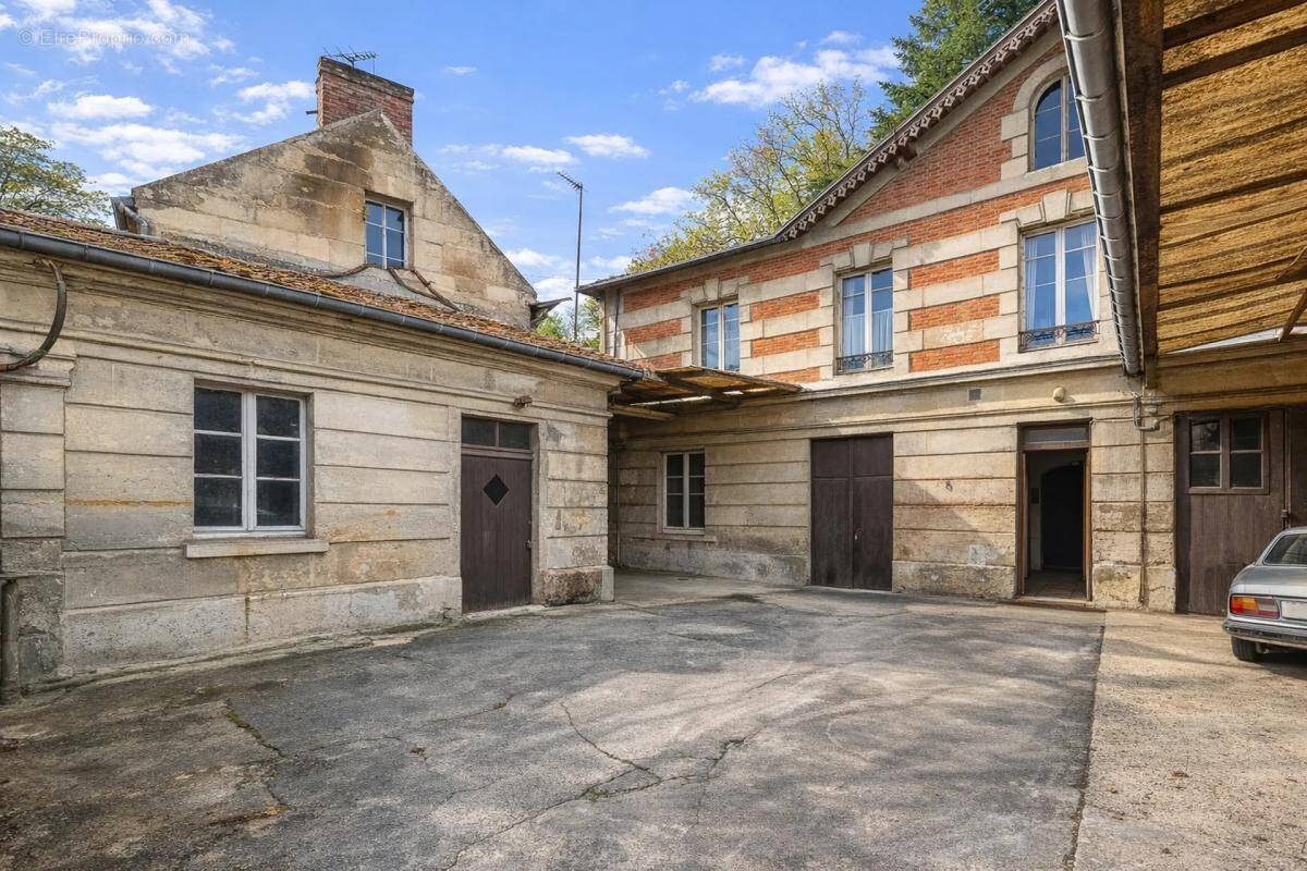 Maison à PIERREFONDS