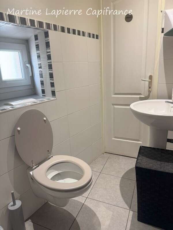 Commerce à SAINT-SYMPHORIEN-SUR-COISE