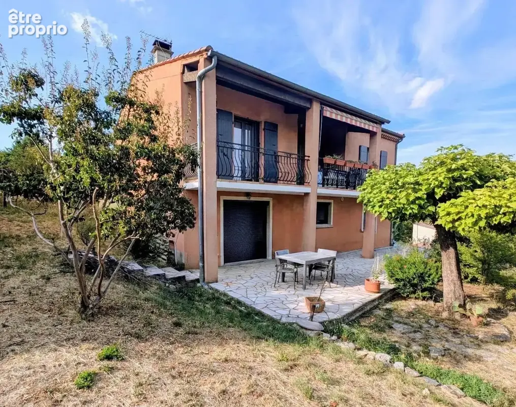 Photo 1 - Maison à UCEL