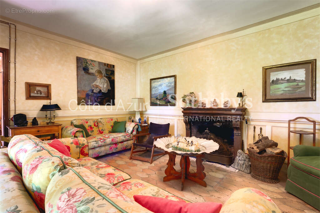 Villa historique, vue panoramique Monaco, jardin luxuriant à Roquebrune-Cap-Martin - photo 9