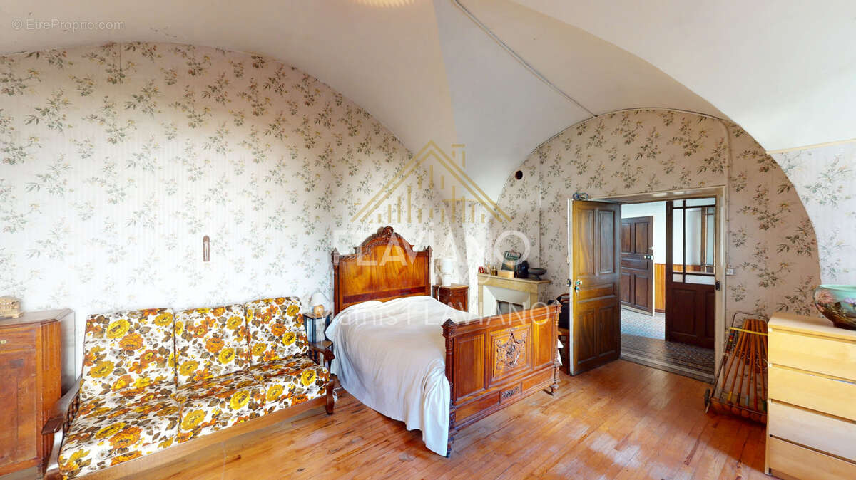 Villa mexicaine - terrain constructible - centre-ville - barcelonnette - photo 10