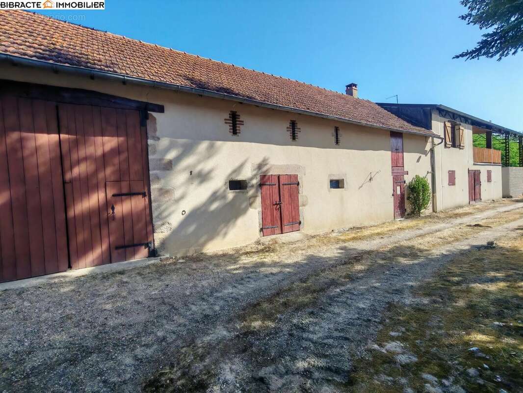Maison à SAINT-NIZIER-SUR-ARROUX
