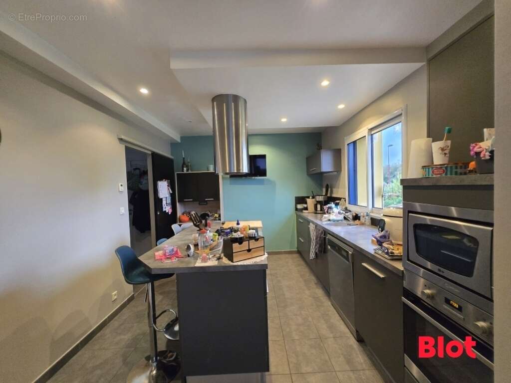 Maison à SAINT-BRICE-EN-COGLES