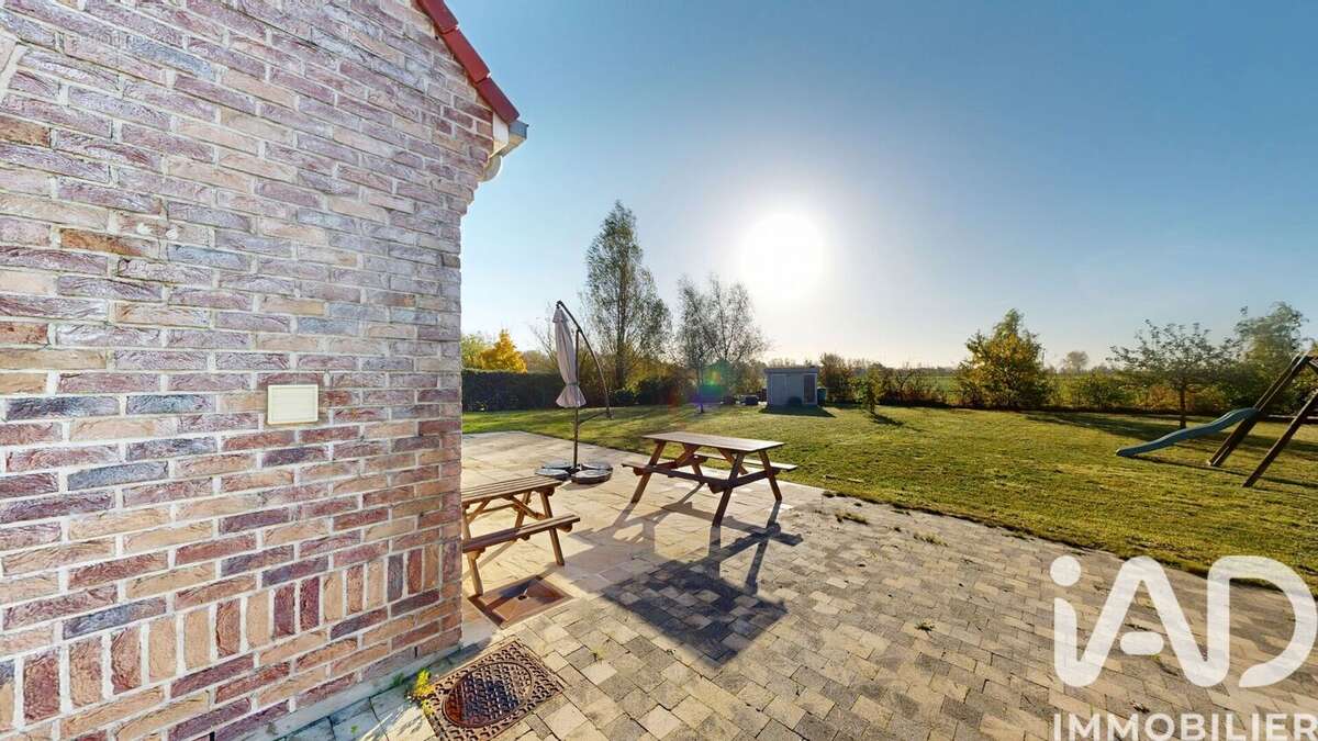 Photo 3 - Maison à LESTREM