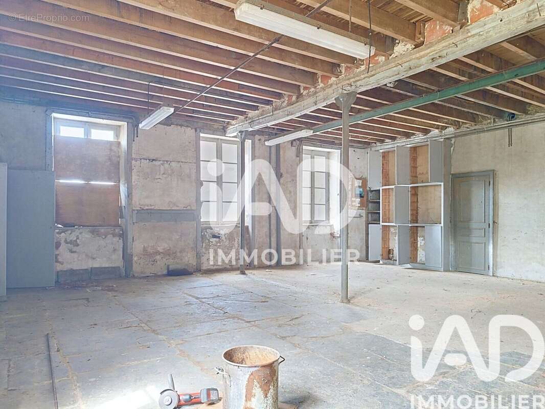 Maison 140 m² à Saint-Martin-Des-Pres  - photo 3