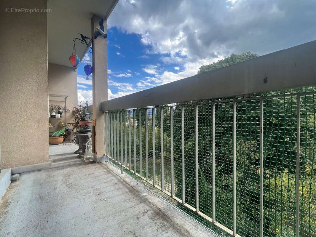 Appartement à FONTAINE