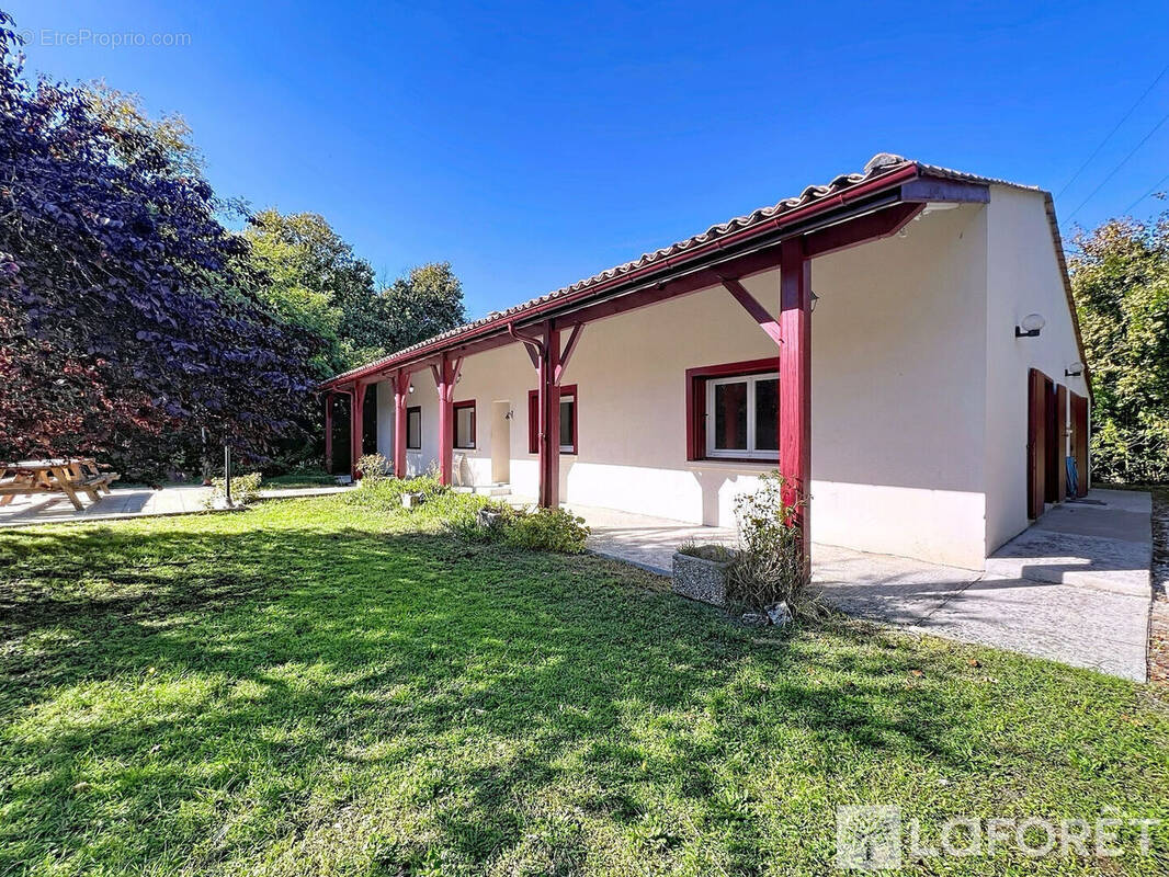 Maison à SAINT-ANDRE-DE-CUBZAC