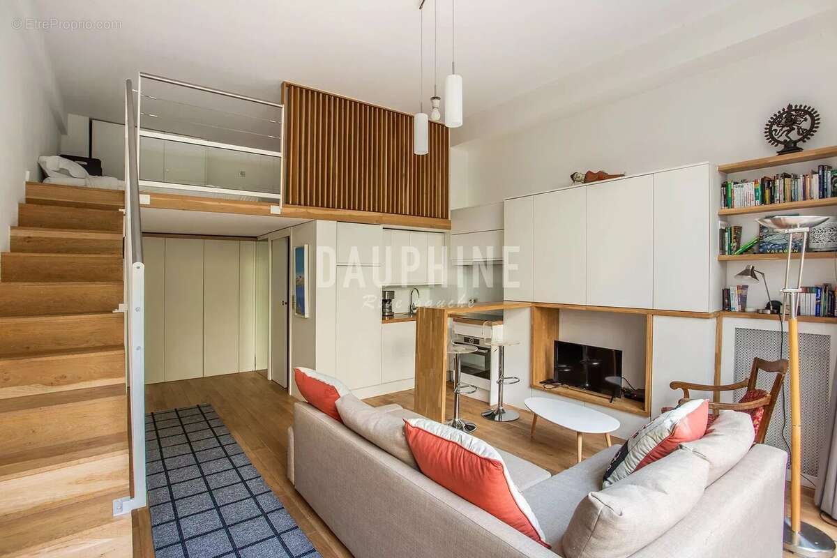 Appartement à PARIS-6E