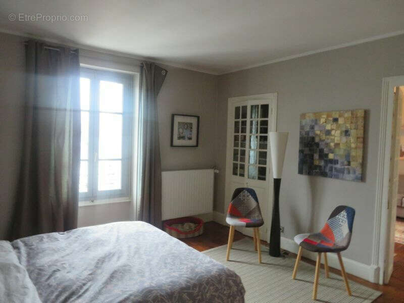 Appartement à VICHY