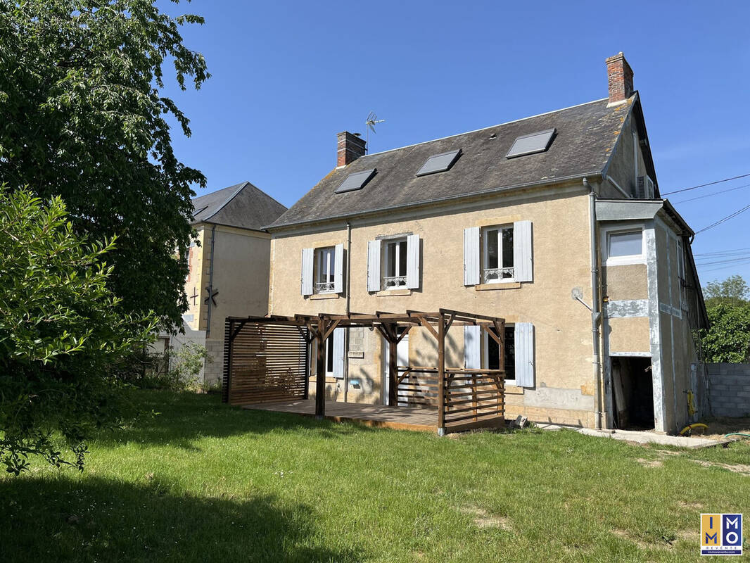 Maison à BAUGY