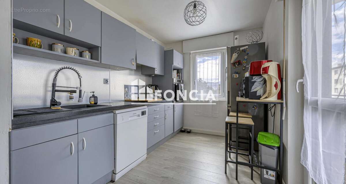 Exclusivite foncia : beau t4 de 85m² avec garage et cave - secteur résidentiel calme de la motte servolex - photo 5