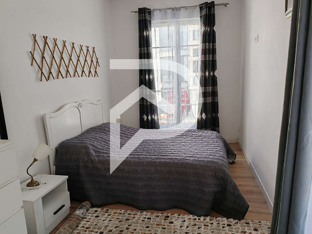 Appartement à COLOMBES