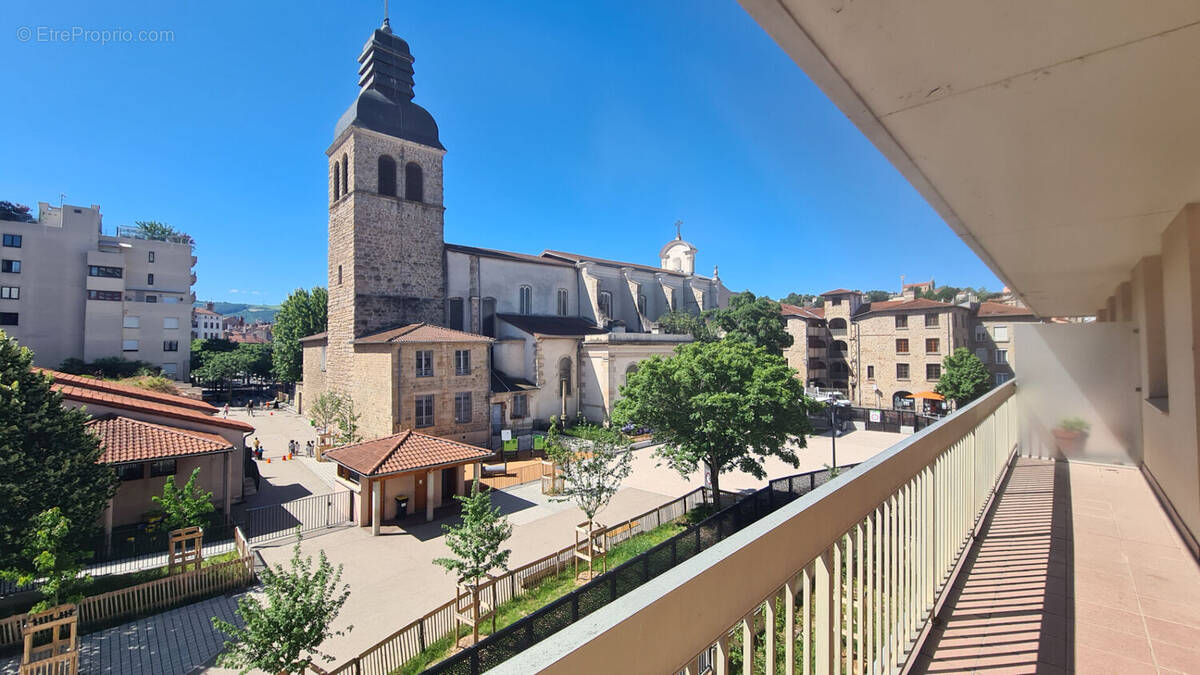 Appartement à SAINT-ETIENNE