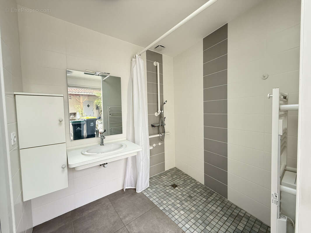 Maison à VIEILLEVIGNE