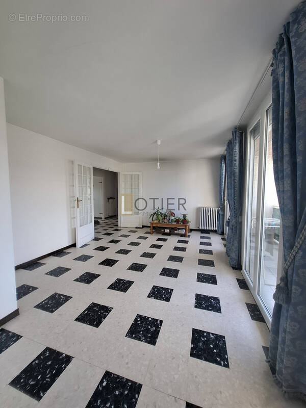 Appartement à BEZIERS