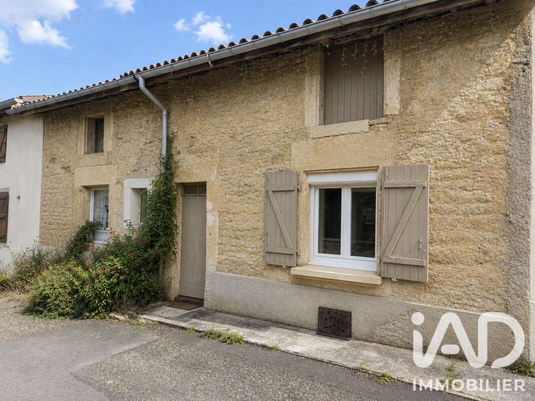 Maison 81 m² à Baalon  - photo 2