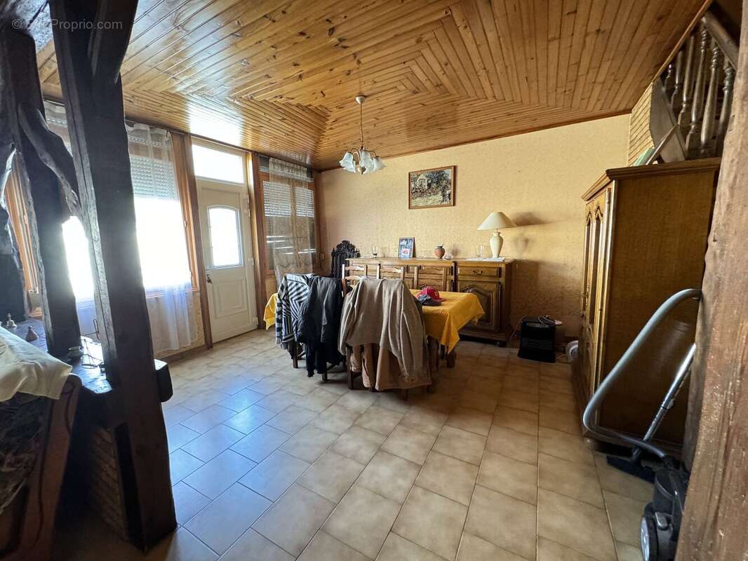 Maison 102 m² à Ailly-Sur-Noye  - photo 4