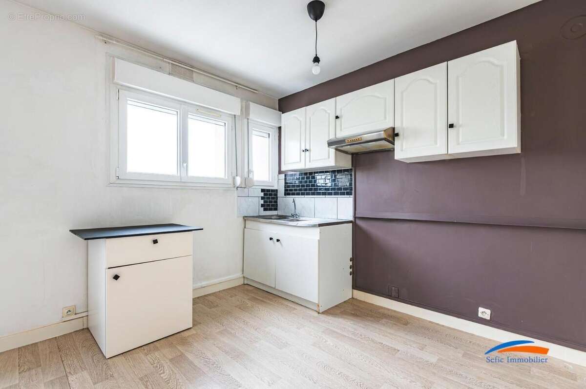   - Appartement à REIMS