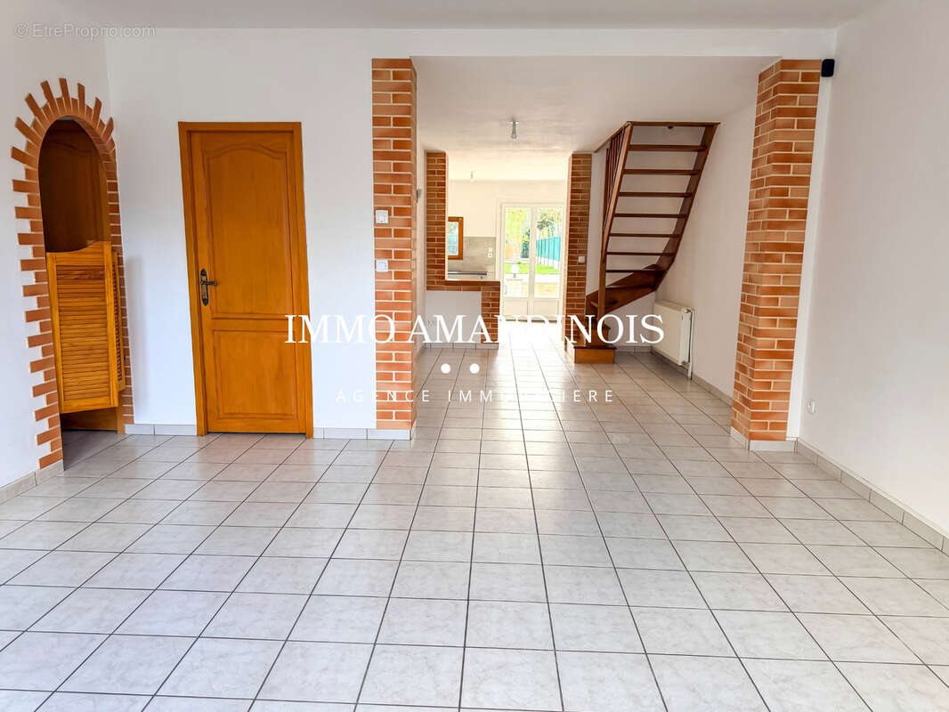 Maison à THUN-SAINT-AMAND