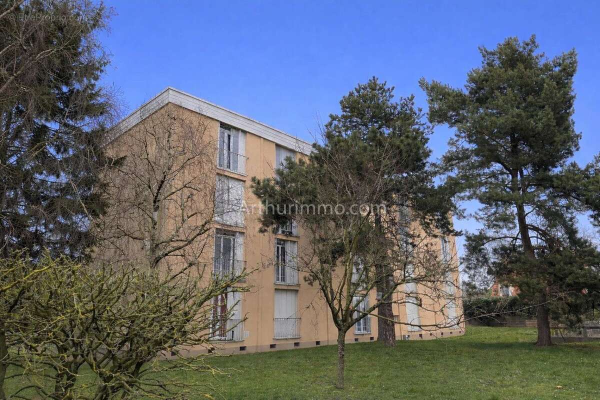 Appartement à LIMEIL-BREVANNES