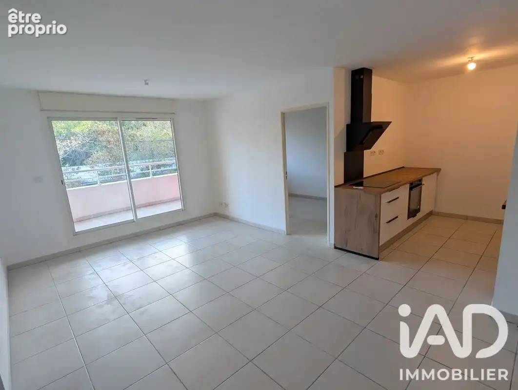 Photo 1 - Appartement à SAINT-DENIS
