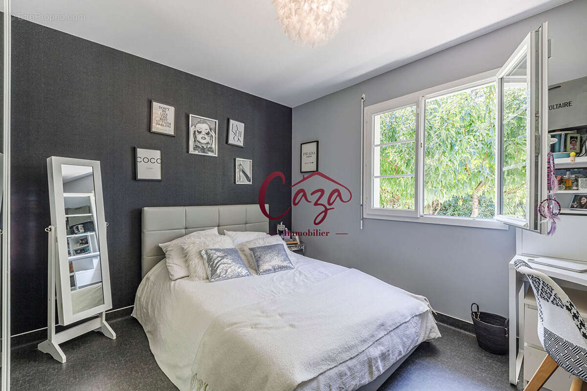 Maison à SALLEBOEUF