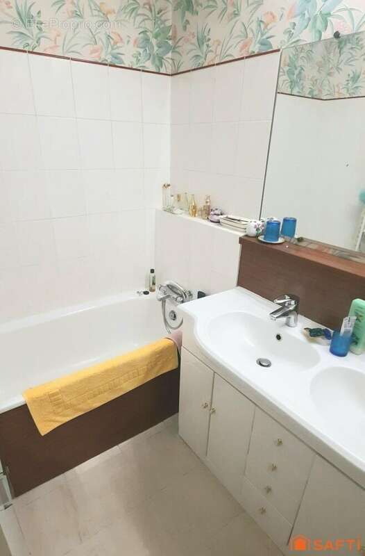 Photo 7 - Appartement à BRIVES-CHARENSAC