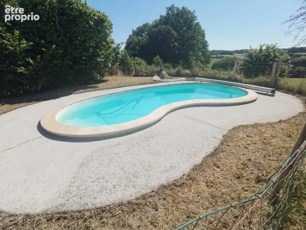 Belle maison de hameau spacieuse avec jardin attenant - piscine - terrain non attenant - photo 5