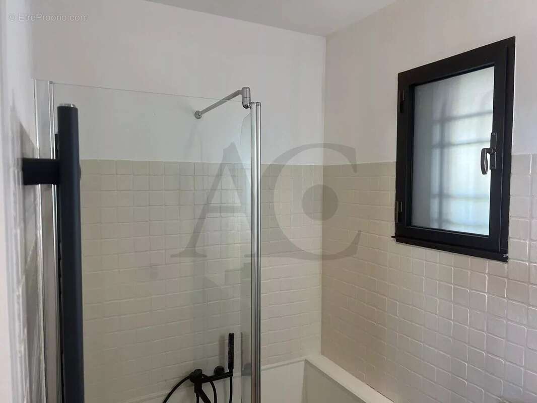 Appartement à VILLENEUVE-LOUBET