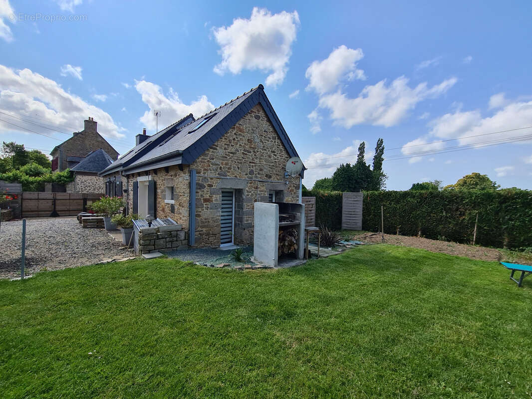 Maison à SAINT-ADRIEN