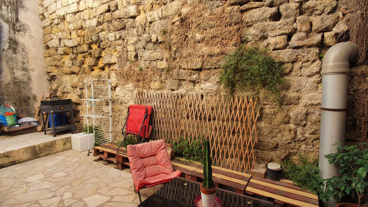 Appartement à GIGNAC