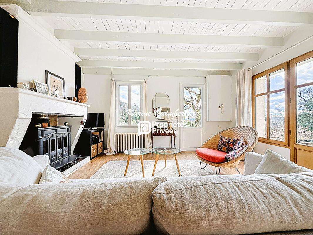 Maison à SAINT-EMILION