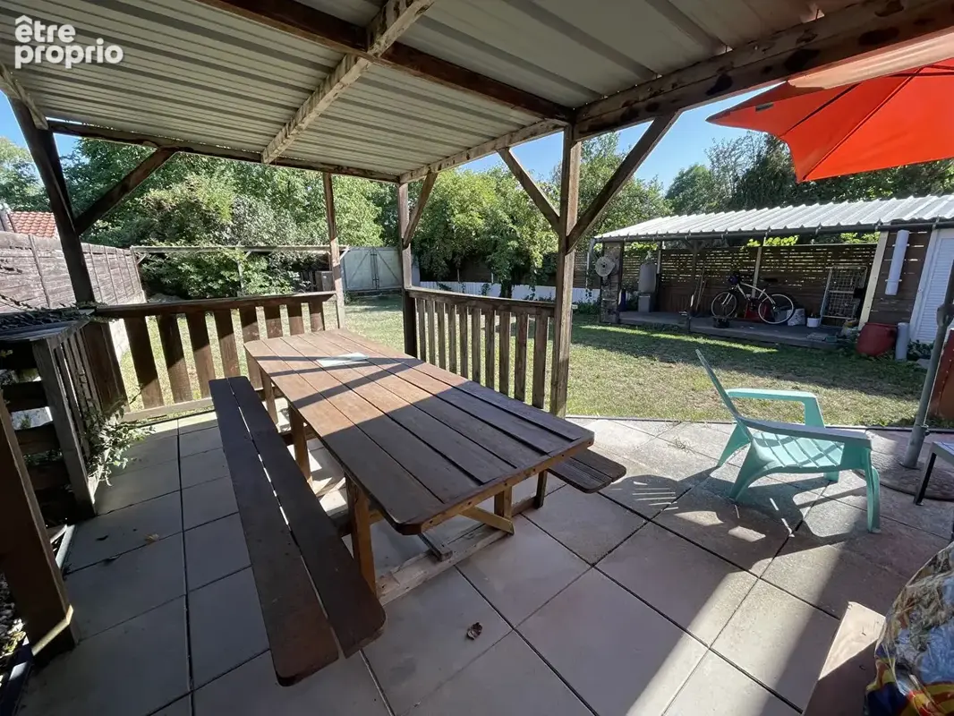 Maison de village rénovée avec jardin clos - Exclusivité - photo 2