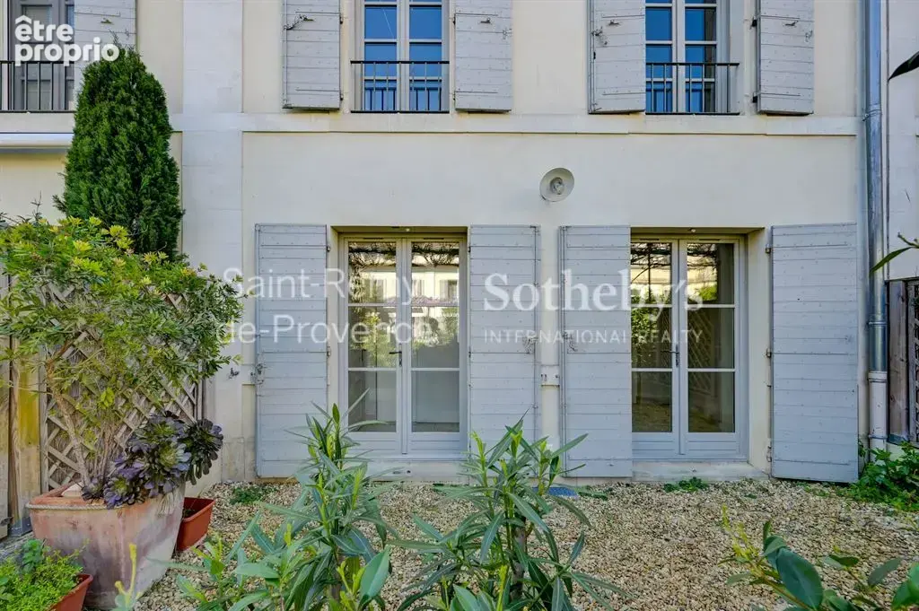 Saint-Rémy-de-Provence – Résidence privée à pied du centre du village - photo 2