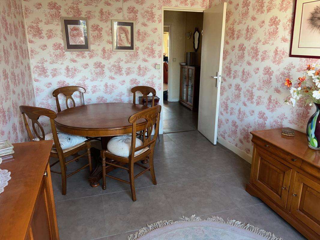 Appartement à ROSNY-SOUS-BOIS