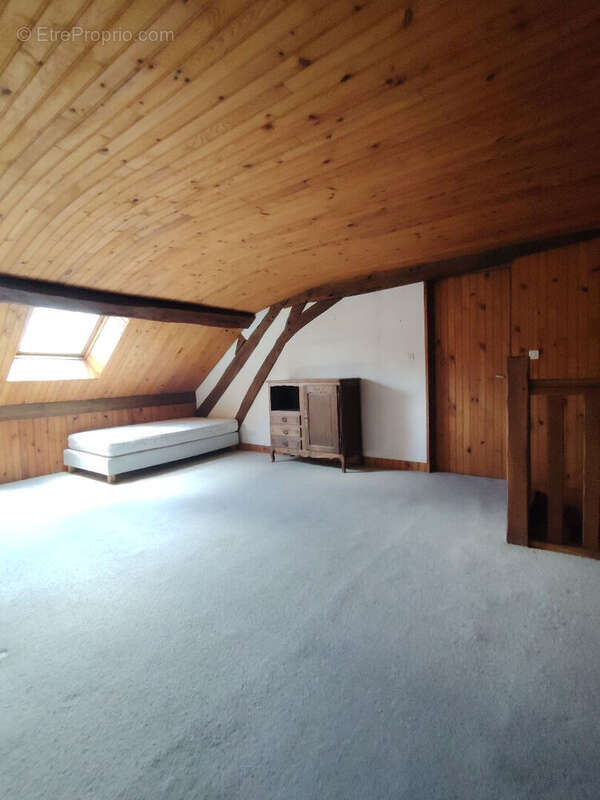 Maison à LOURY