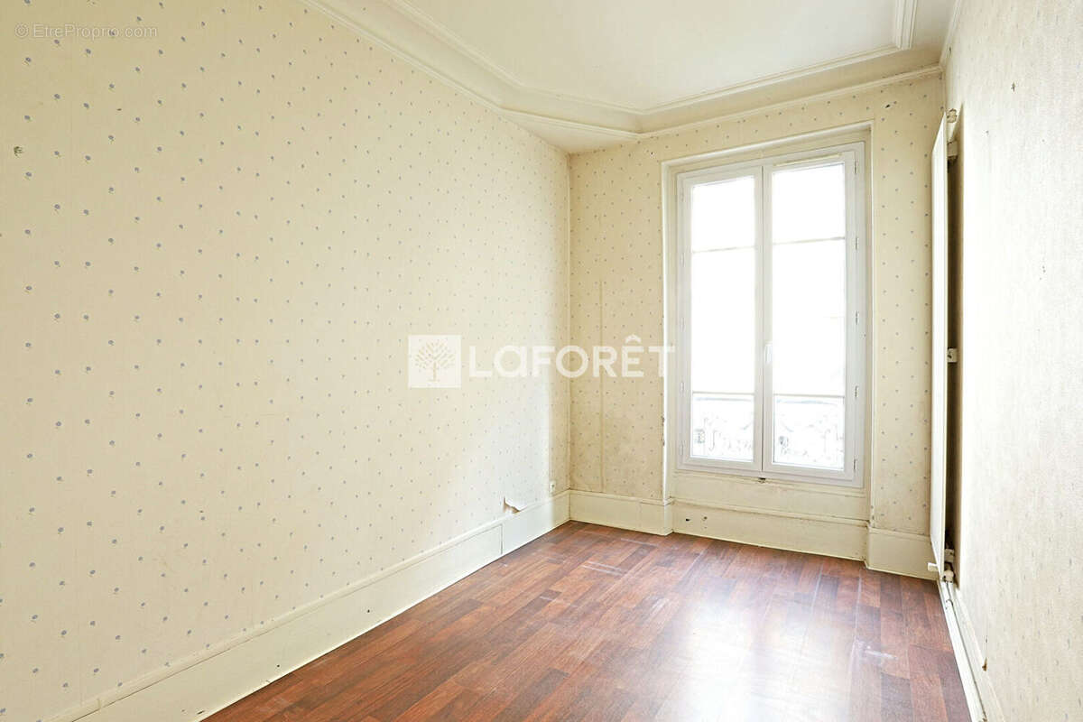 Appartement à PARIS-14E