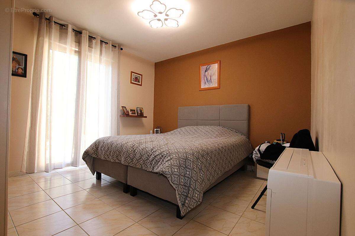 Villa de plain-pied 136 m² - Cadre exceptionnel - photo 8