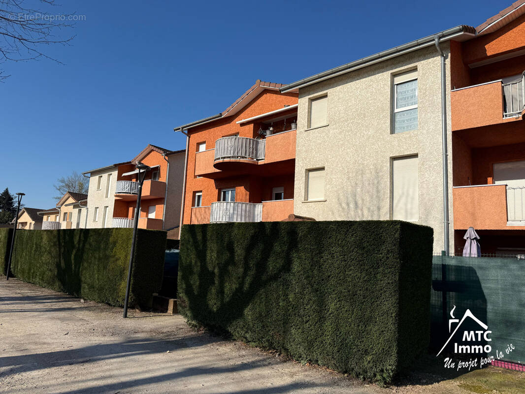 Appartement à CHARVIEU-CHAVAGNEUX