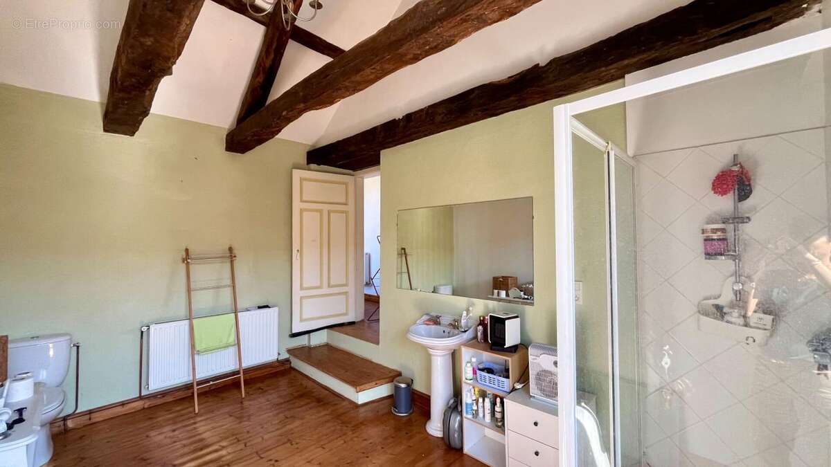 Ancien corps de ferme rénové, 240 m2 - photo 8