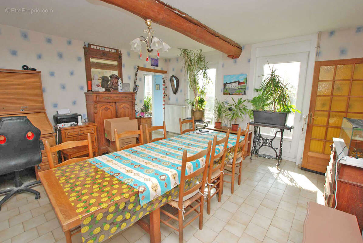 Maison à FERRIERE-LA-PETITE