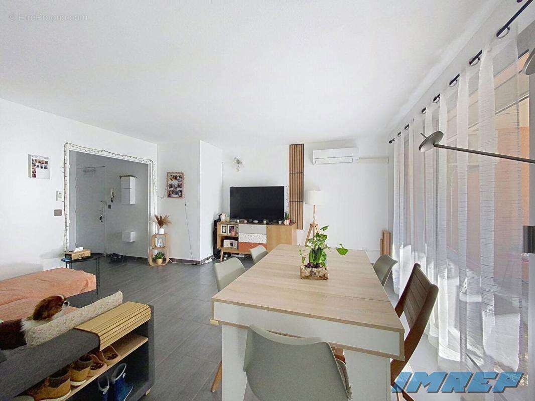 Appartement à MARSEILLE-9E
