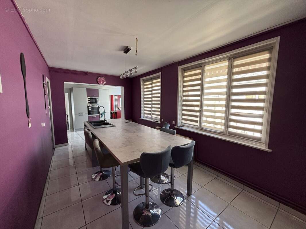 Maison 182 m² à Solesmes  - photo 6