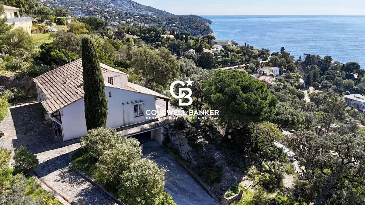 Maison à RAYOL-CANADEL-SUR-MER