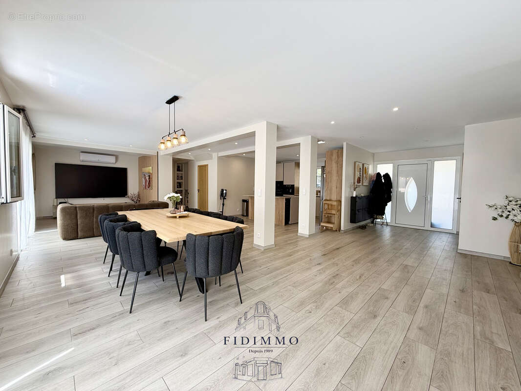 4382 - Maison familiale lumineuse sans travaux - photo 2