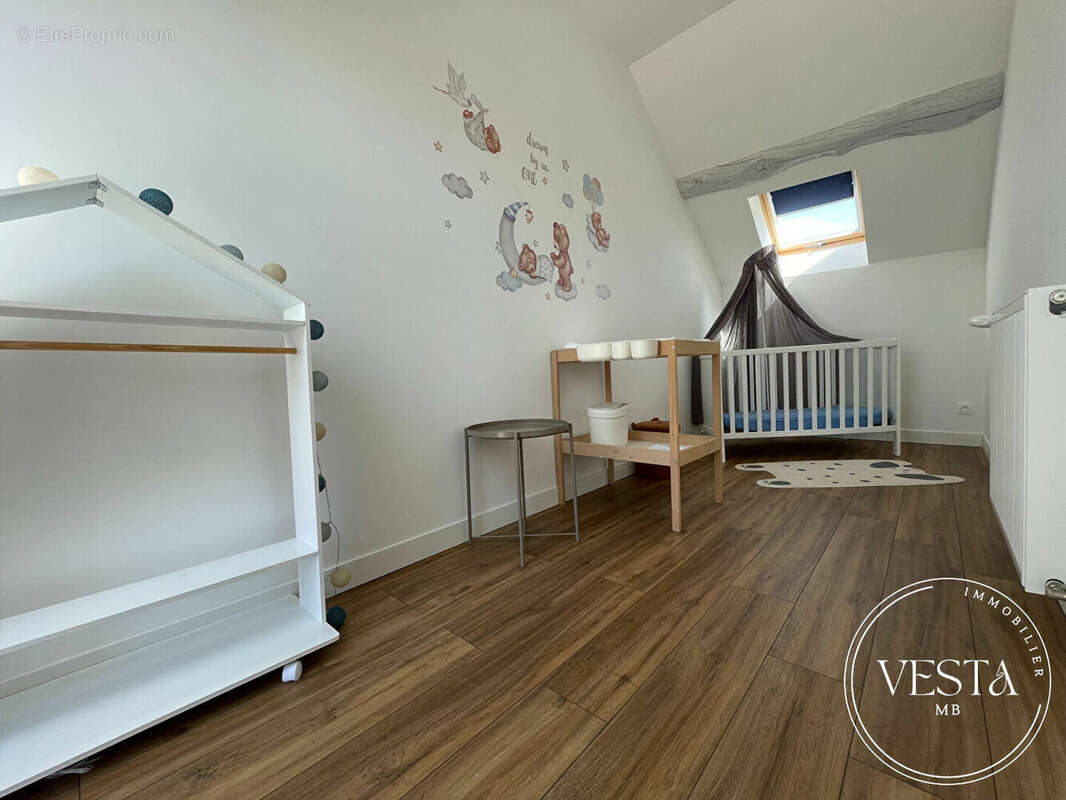 Maison à VAROIS-ET-CHAIGNOT