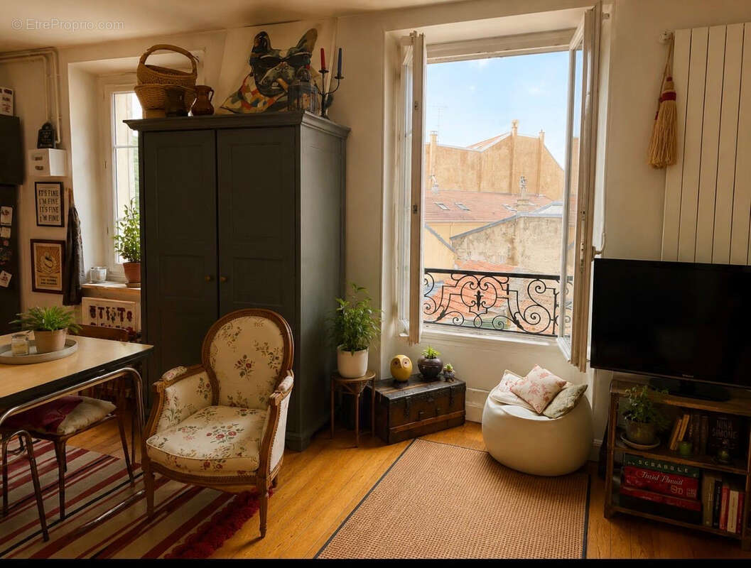 Appartement à VERSAILLES